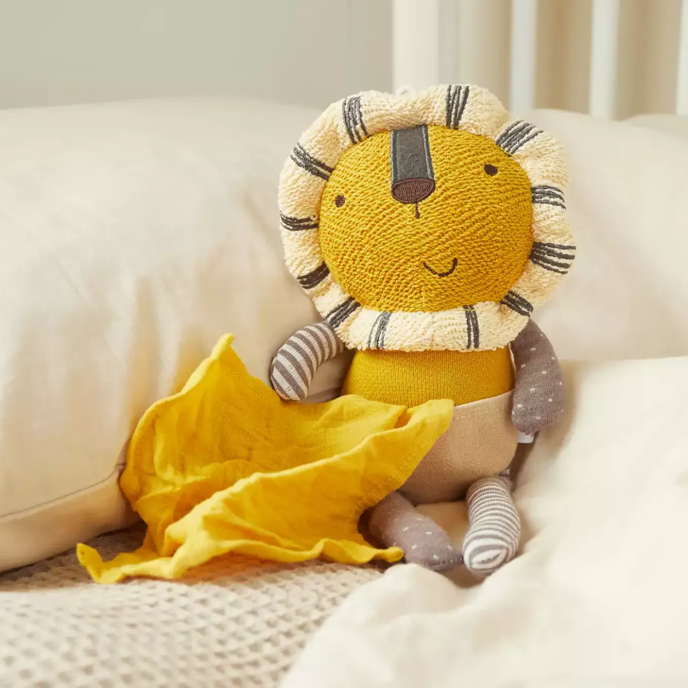Löwe mit Tuch