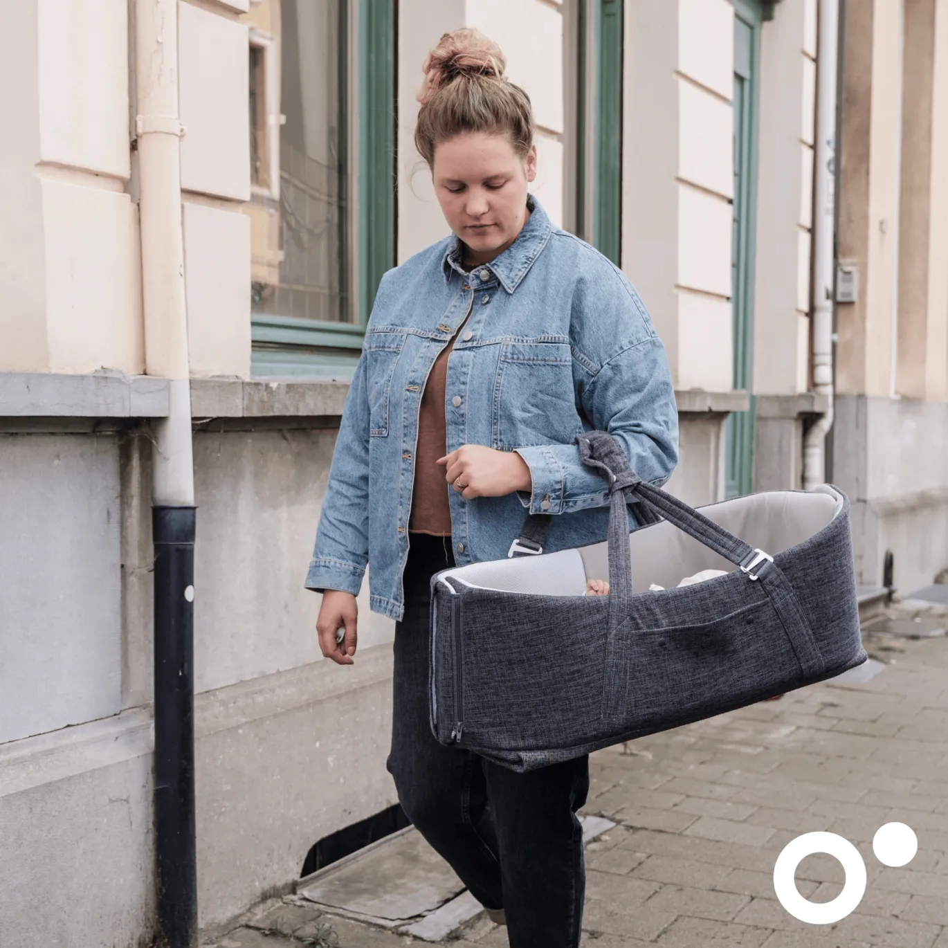 mobiles Babynest Nest & Go Grey