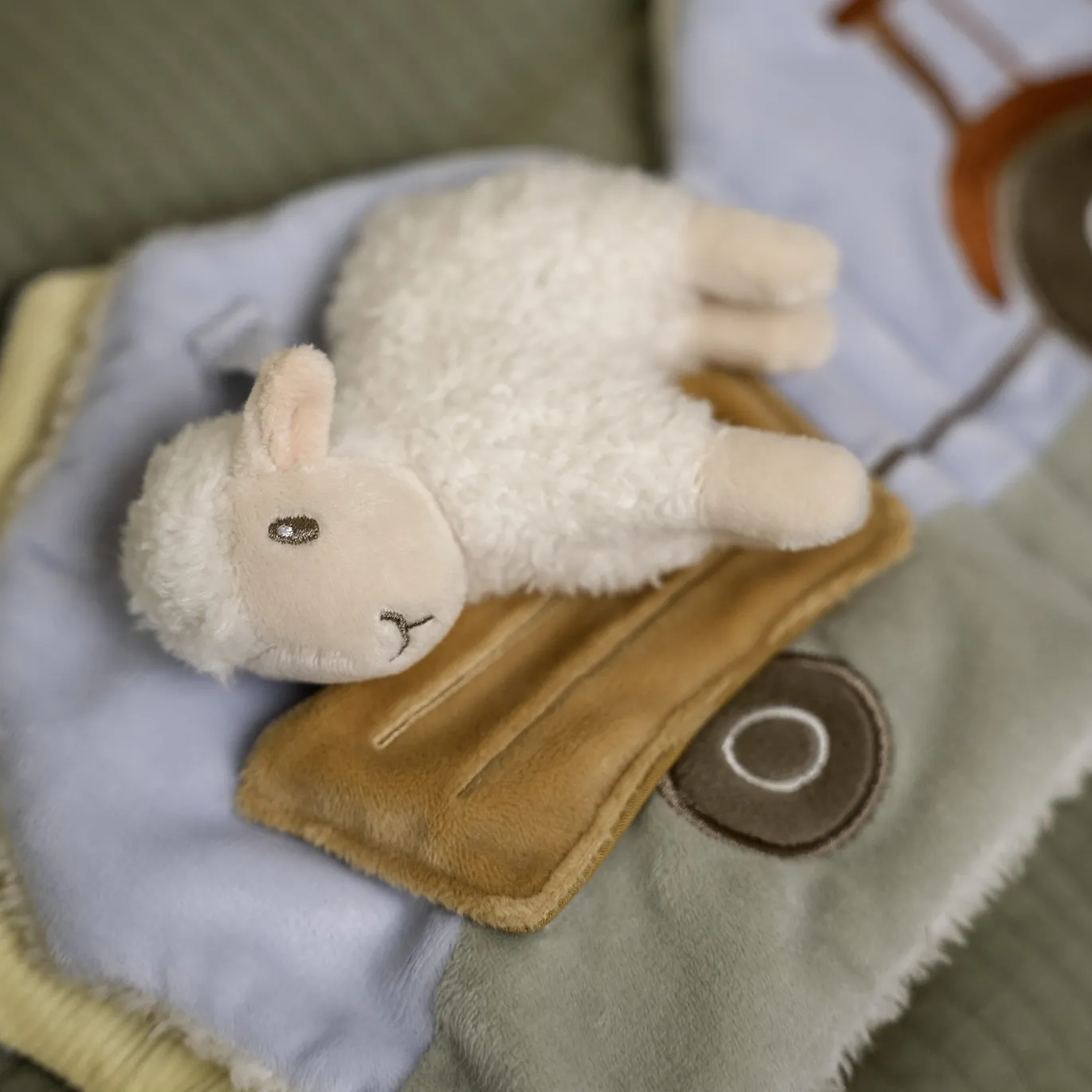 Stoffbuch mit Aktivitäten Little Farm
