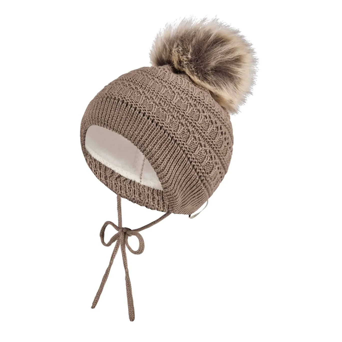Strickmütze mit Zopfmuster